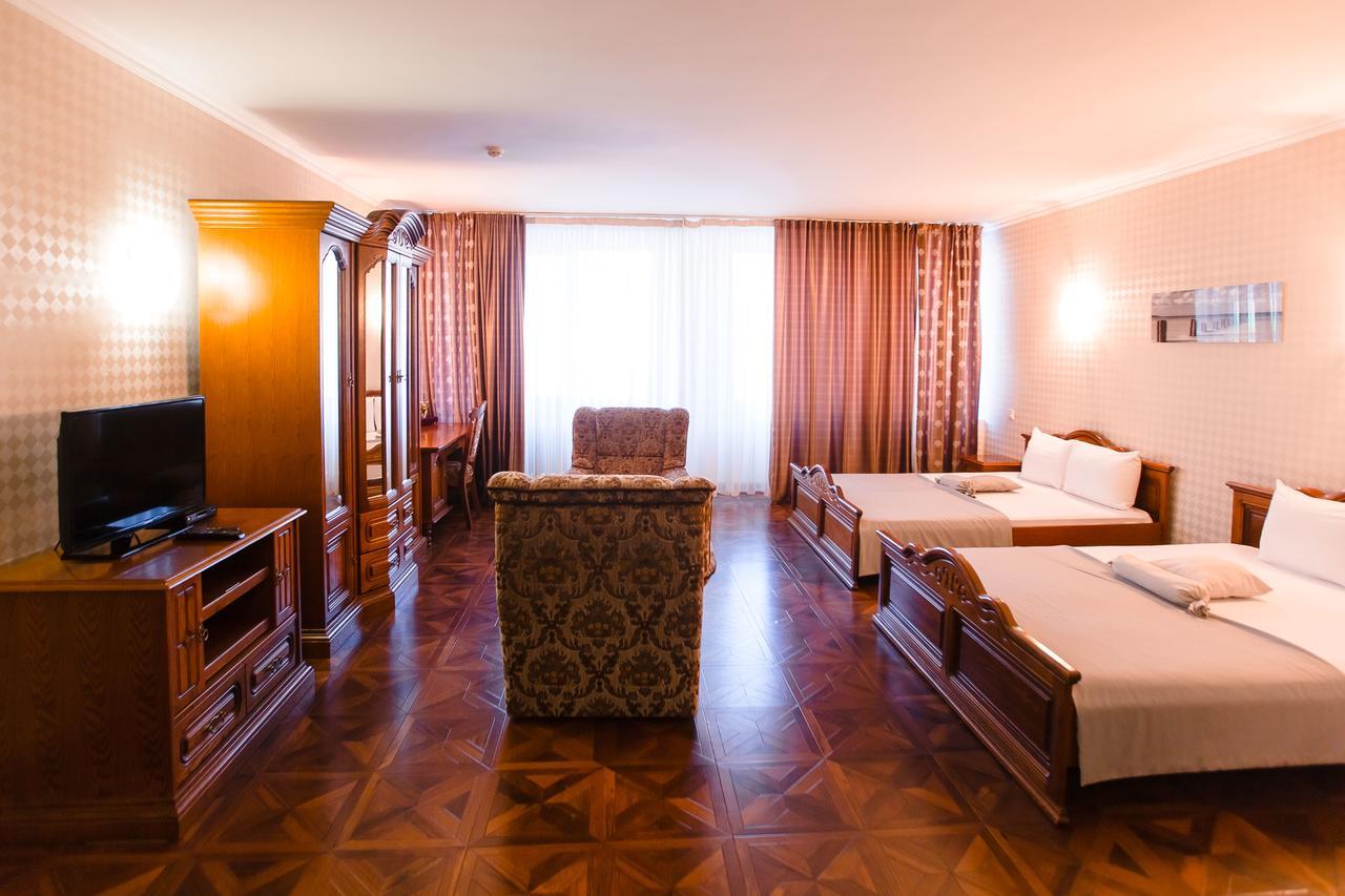 Sunkar Hotel Asztana Kültér fotó